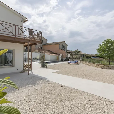 Charming In With Swimming Pool Villa